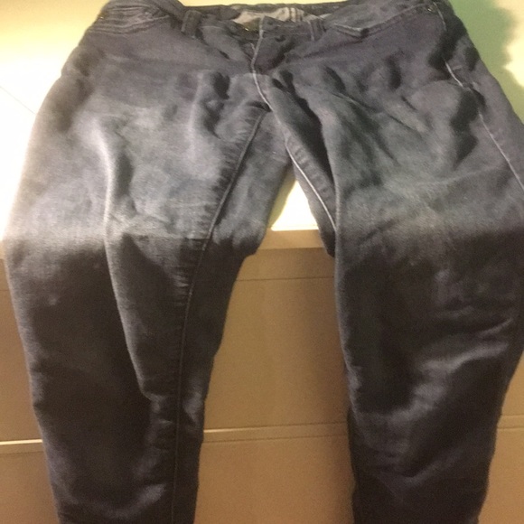 Jeans - Picture 2 of 3